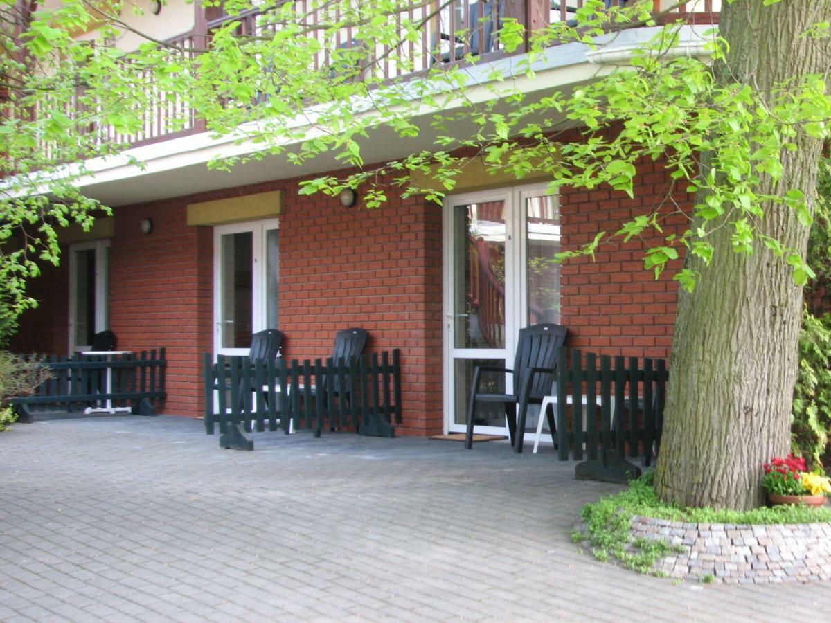 Patio Apartamenty I Pokoje ニエホジェ エクステリア 写真